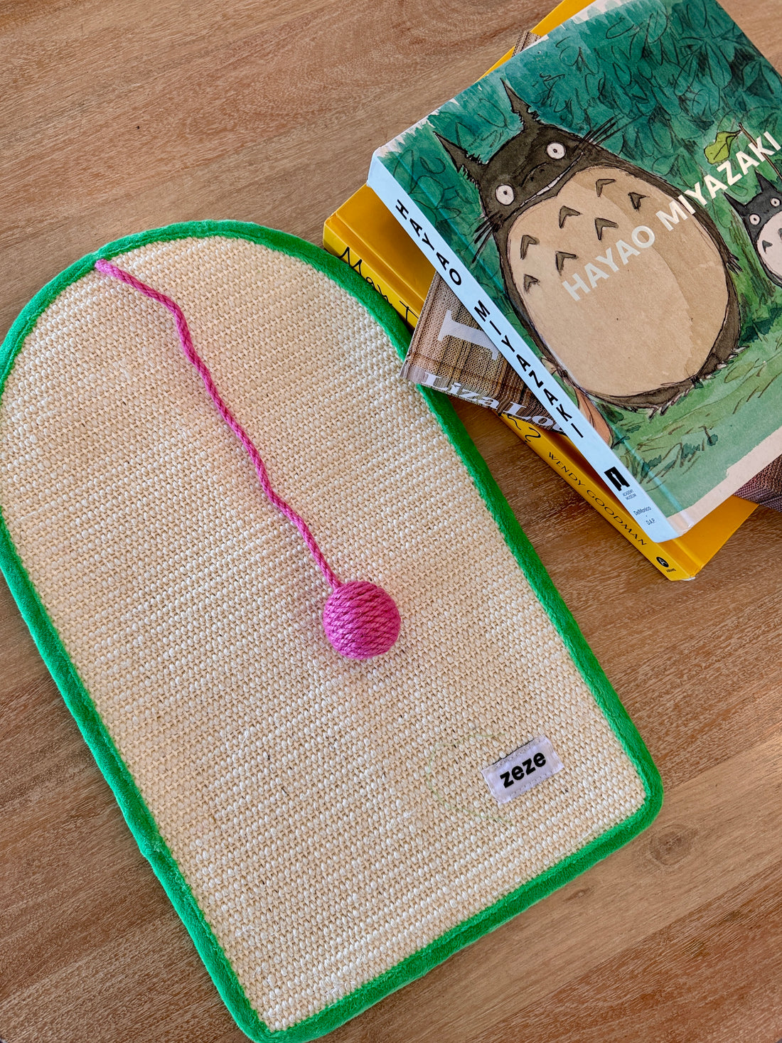 Colorful Sisal Cat Scratching Pad – Wall-Mountable & Multi-Use